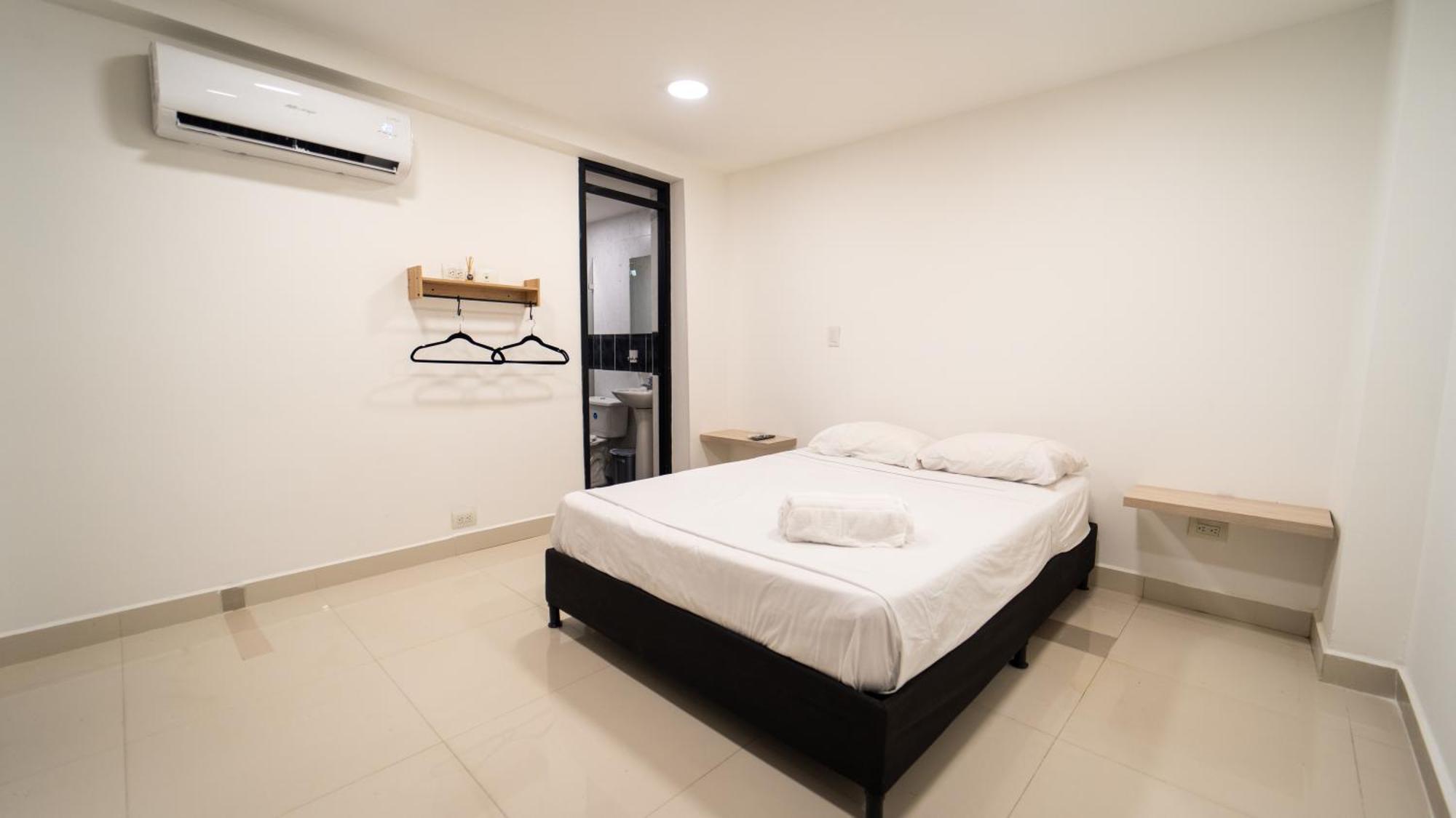 79 Hotel 메딜린 외부 사진